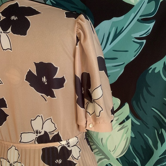 Vintage pleated dress - Picture 8 of 8